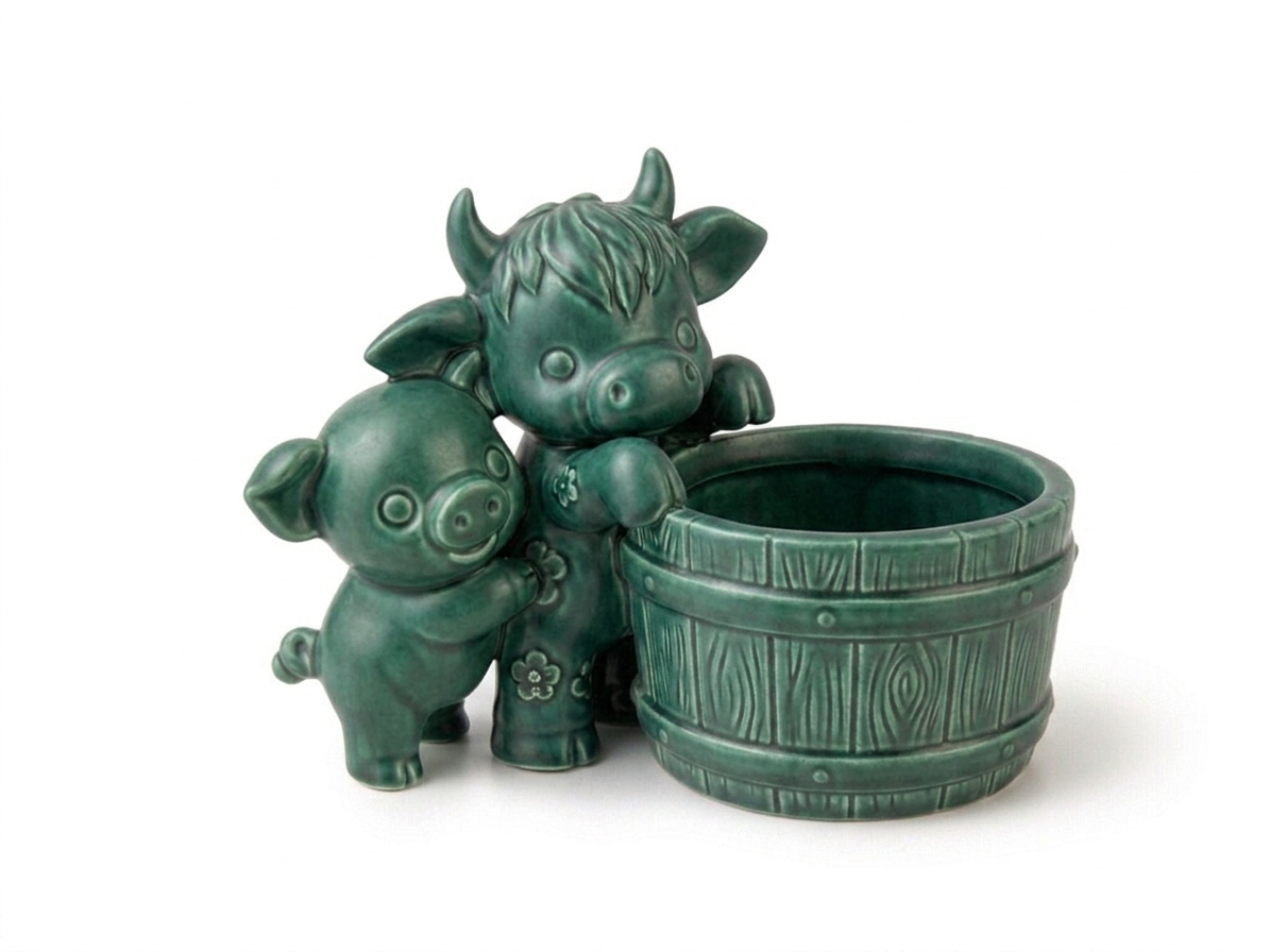 Cow and Pig Planter - Image 13