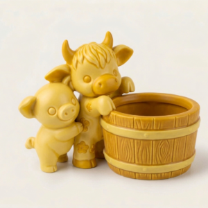 Alternative view of Cow & Pig Barrel Planter