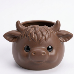 Alternative view of Chubby Highland Cow planter