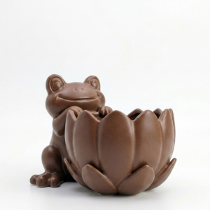 Alternative view of Frog Water Lily Planter