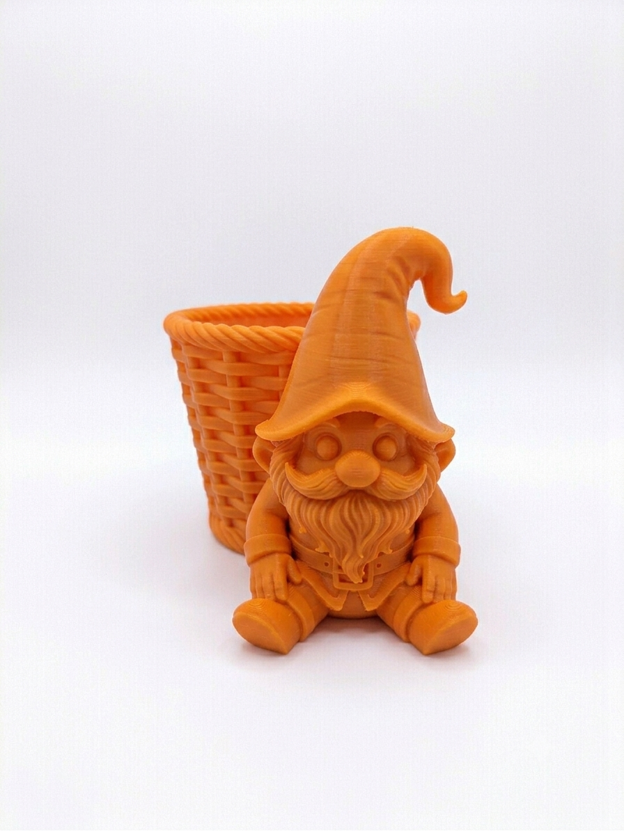 The Gnome Wicker Planter - Image 8