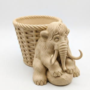 Alternative view of Mammoth Planter